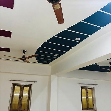 Shri Radha Krishna Dharmshala Apartment Prayagraj Exterior photo